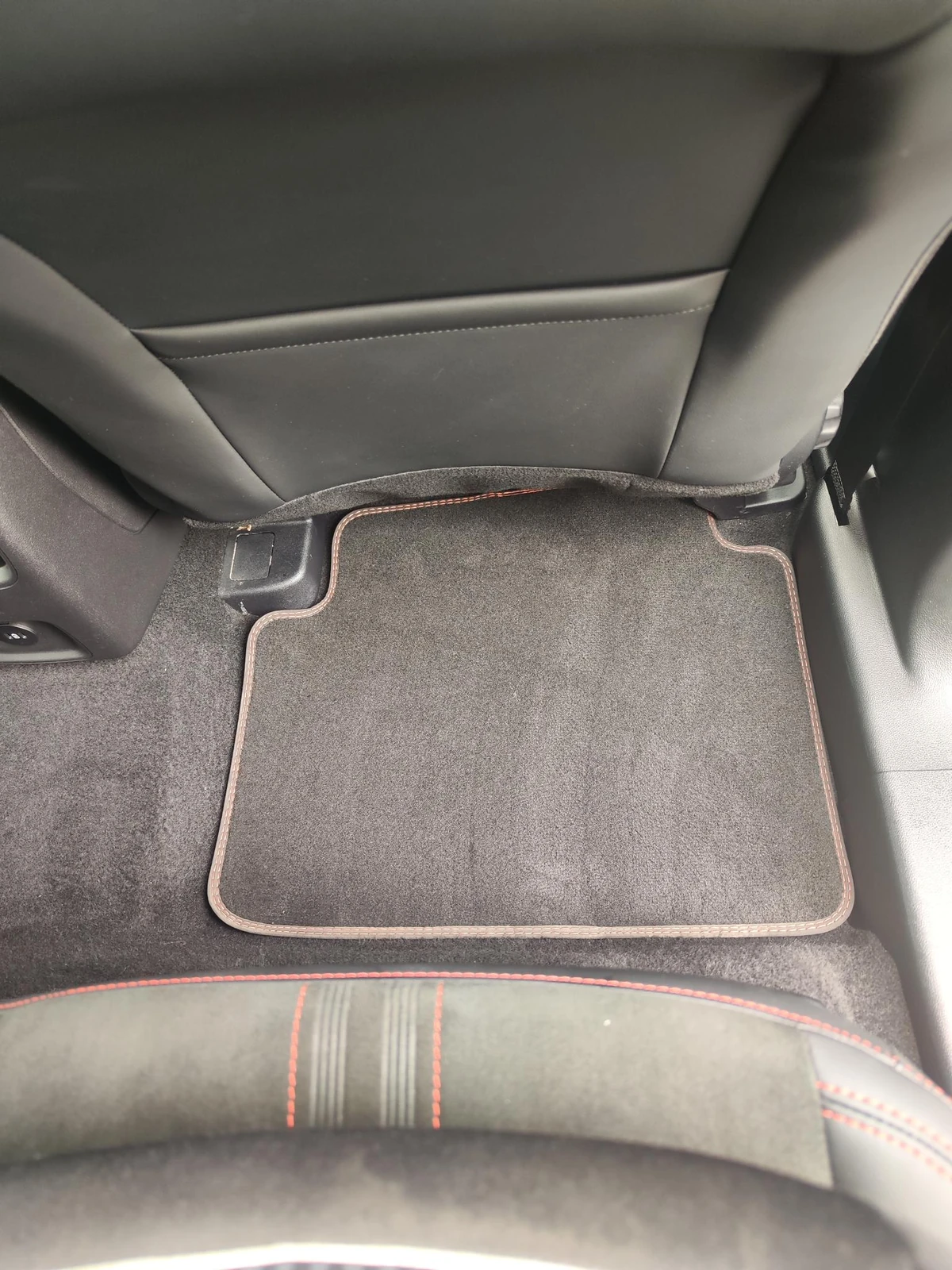 Photo 2 from FORD KUGA