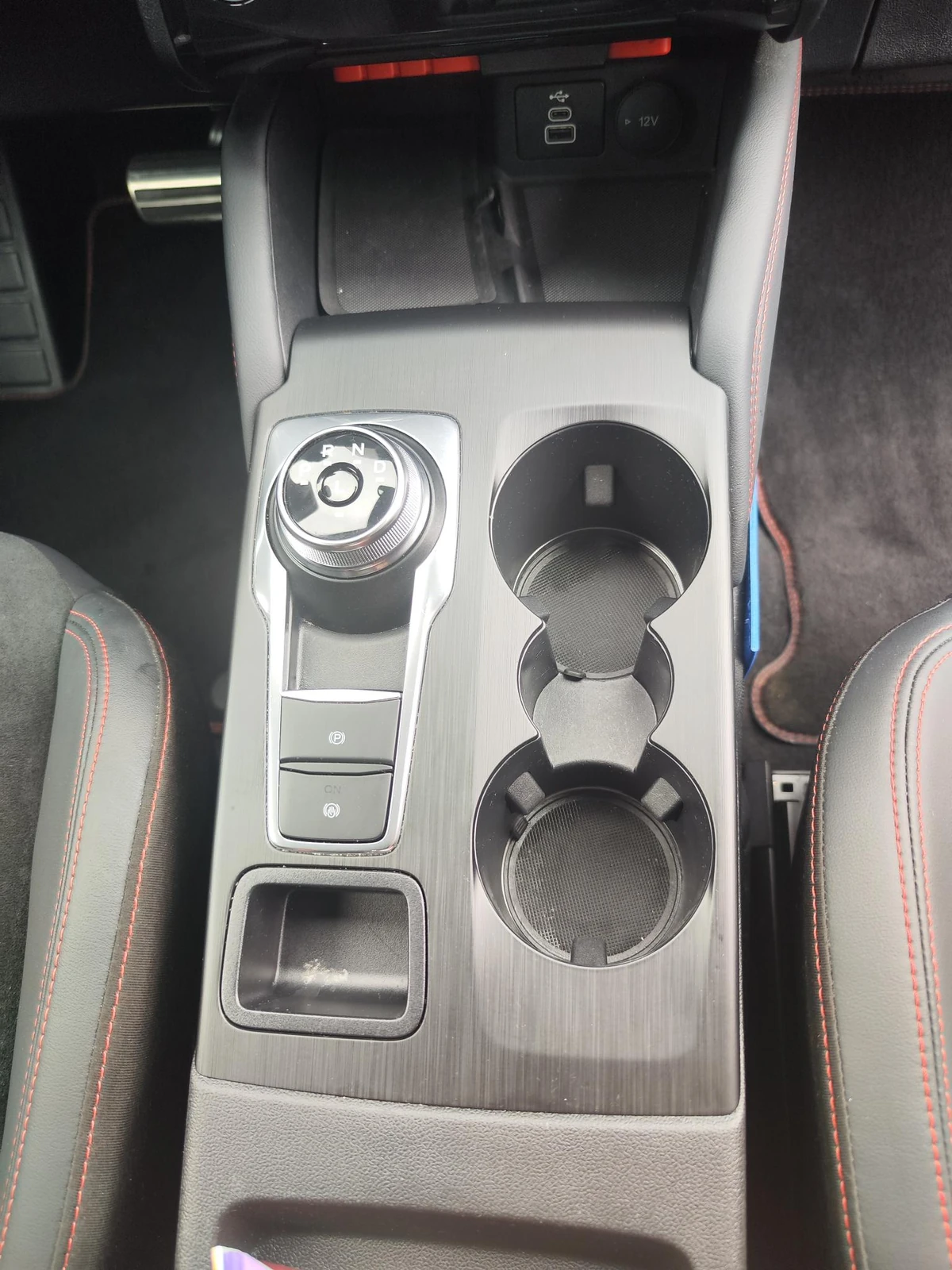Photo 4 from FORD KUGA